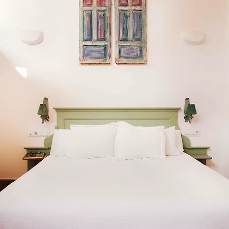 Overland Catedral Apartment Seville