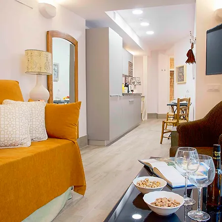 Apartment Overland Catedral Seville