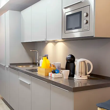 Overland Catedral Apartment Seville